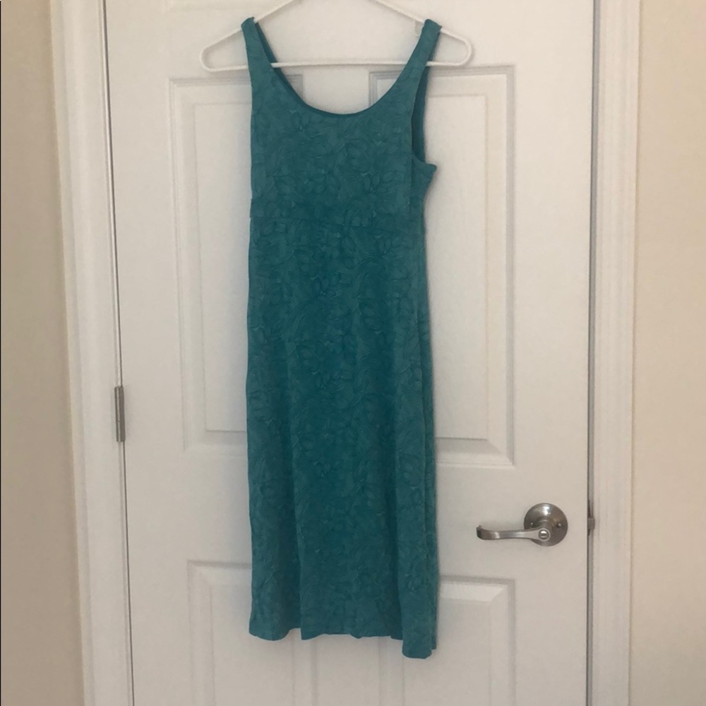 🌺 Cute blue/teal dress with flower pattern